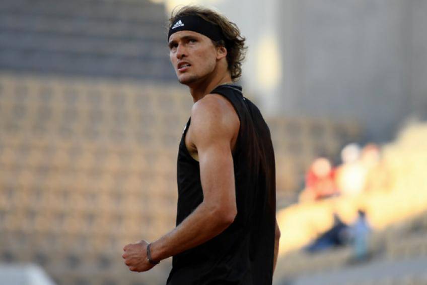 己的足球俱 己的足球俱