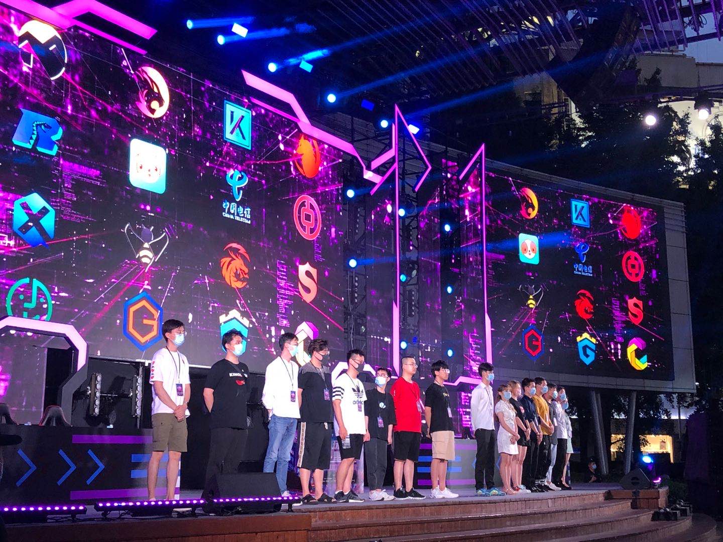 他有可能选 他有可能选