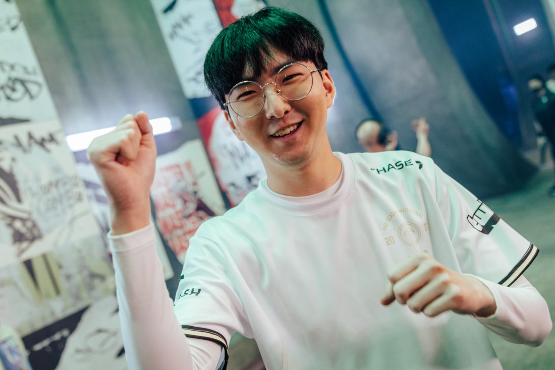 的灵活走位 的灵活走位