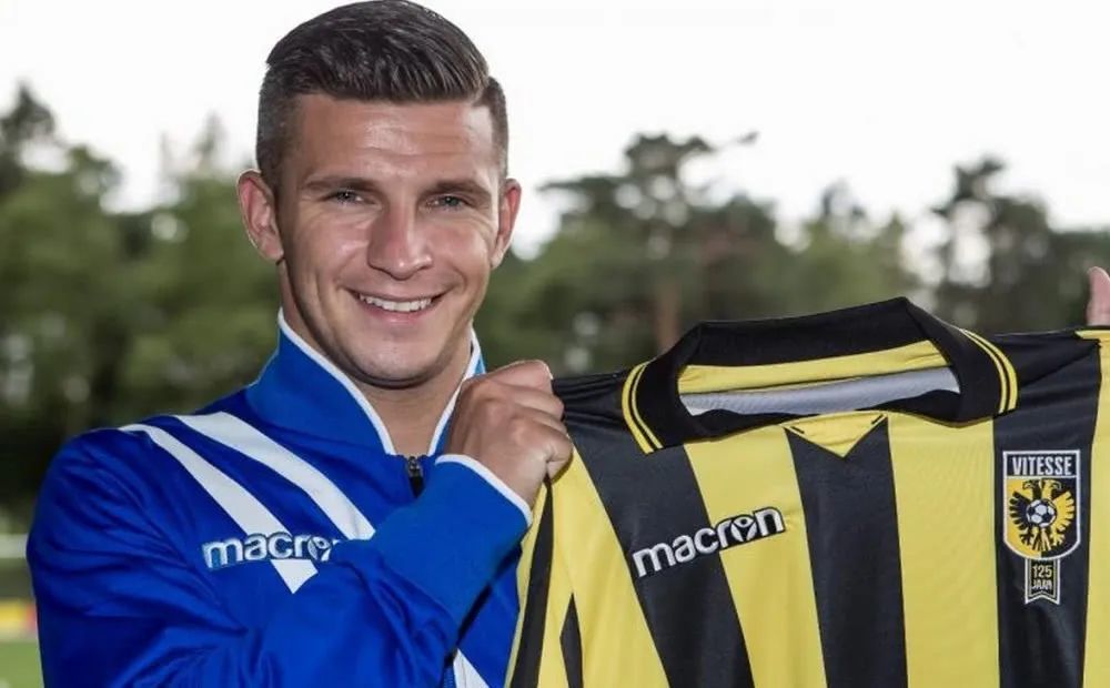 的赛季中 的赛季中