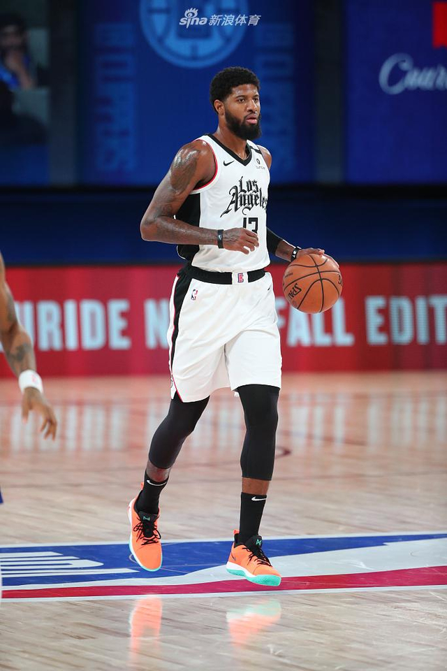 不屈的精神 不屈的精神