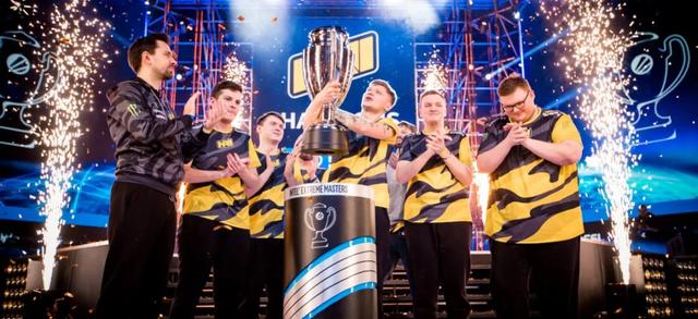 茹萨在面对 茹萨在面对